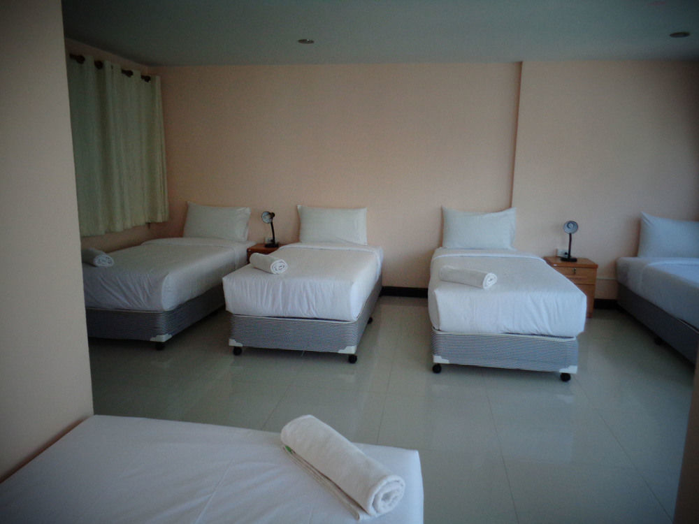 Bgw Phuket Hostel Patong Exterior foto