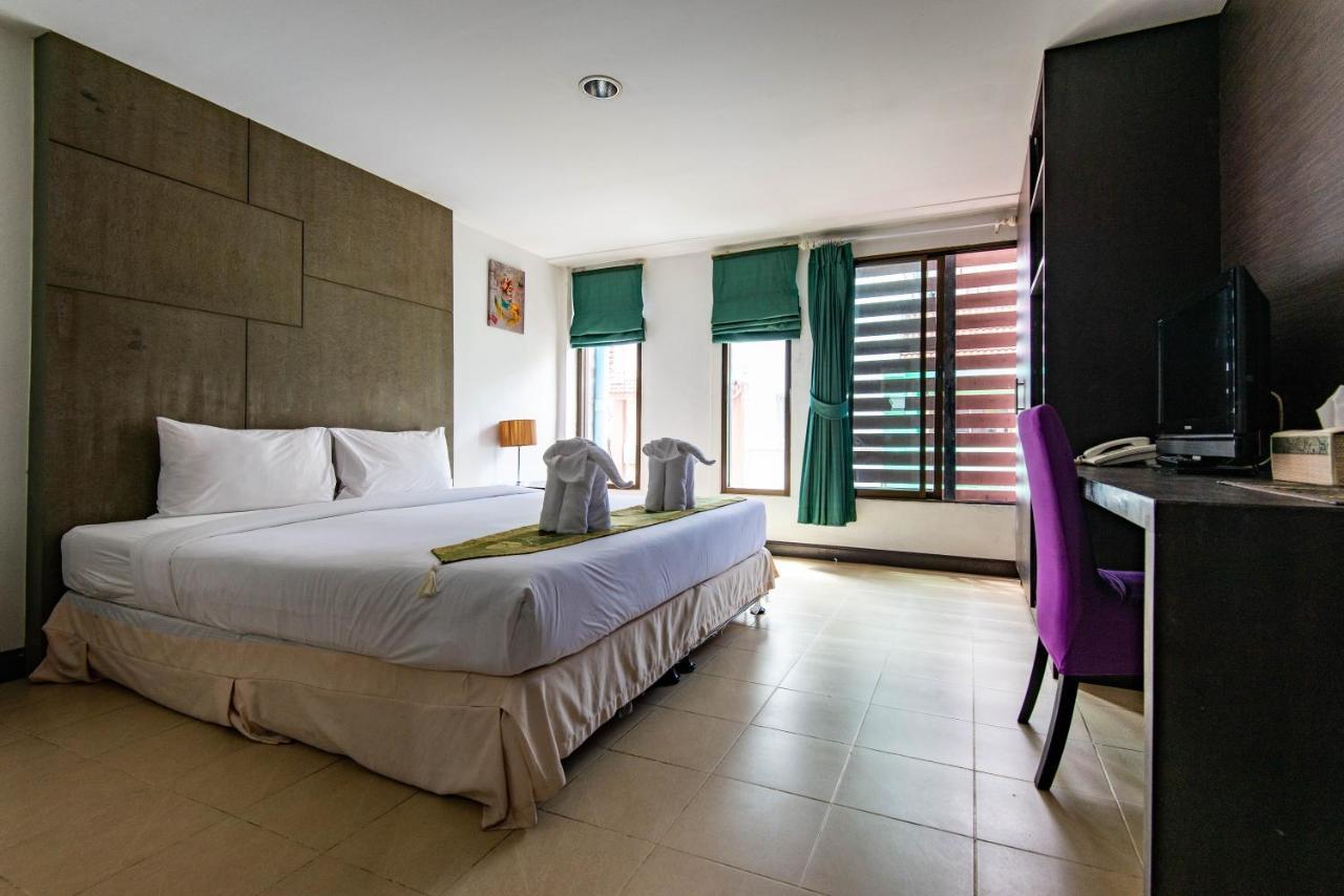 Bgw Phuket Hostel Patong Exterior foto